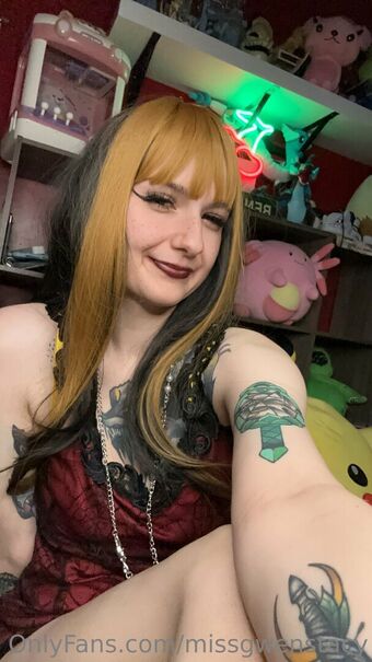 missgwenstacy Nakenläckor OnlyFans Foto 12