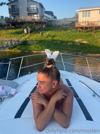 misstkn Nakenläckor OnlyFans Foto 30