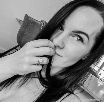 mmmom Nakenläckor OnlyFans Foto 5
