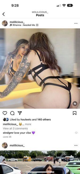 MOliliciOus Nakenläckor OnlyFans Foto 1