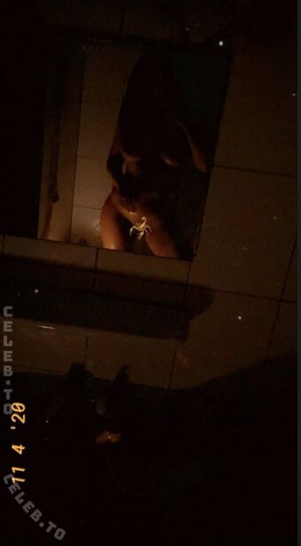 monaa.040 Nakenläckor OnlyFans Foto 15