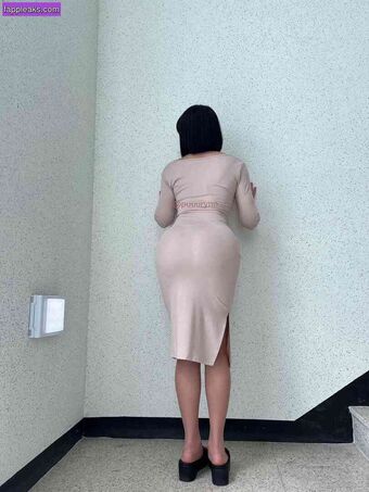mongseri Nakenläckor OnlyFans Foto 25