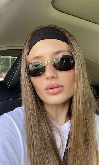 Monica Grandei Nakenläckor OnlyFans Foto 3