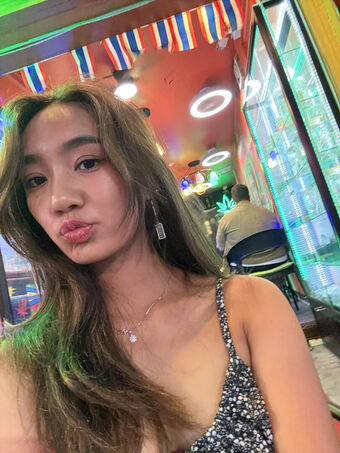 Moon Blitz Asmr Nakenläckor OnlyFans Foto 40