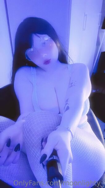 Moonlighty