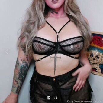 Moremelon_can Nakenläckor OnlyFans Foto 17