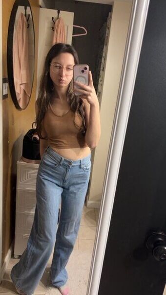 Morgee Nakenläckor OnlyFans Foto 14