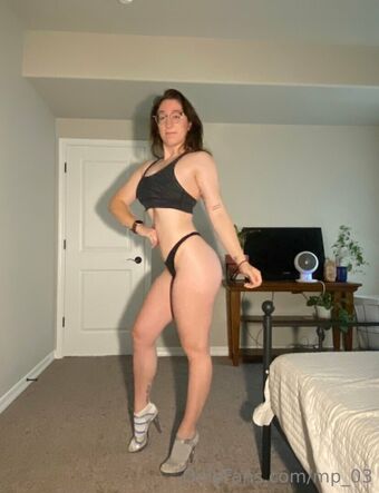 mp_03 Nakenläckor OnlyFans Foto 16