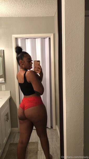 Mslady Nakenläckor OnlyFans Foto 17