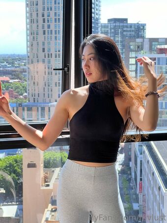 mvlust Nakenläckor OnlyFans Foto 14