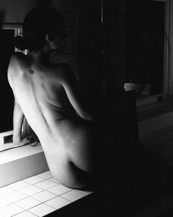 _naissance Nakenläckor OnlyFans Foto 17