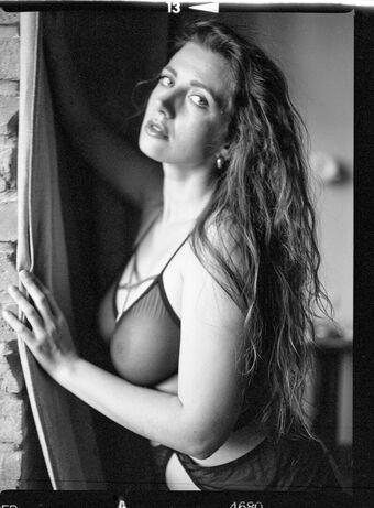 Narikala Nakenläckor OnlyFans Foto 11