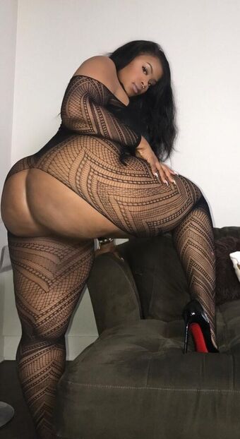 narsss Nakenläckor OnlyFans Foto 6