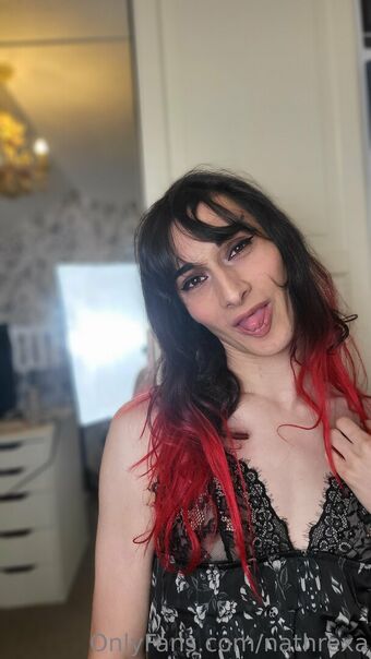nathrexa Nakenläckor OnlyFans Foto 3