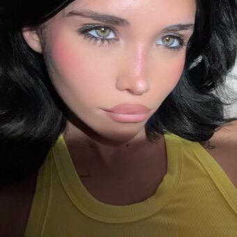 Nessa Barrett