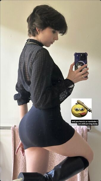 Newinsight Nakenläckor OnlyFans Foto 20