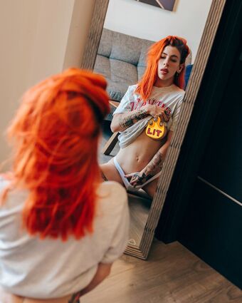 Nikki Olin Nakenläckor OnlyFans Foto 5