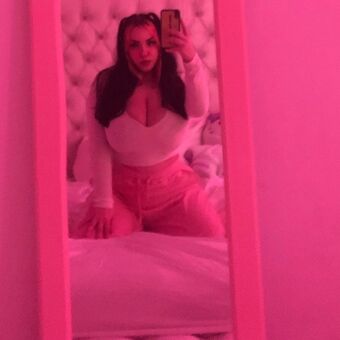 Nikki Nakenläckor OnlyFans Foto 86