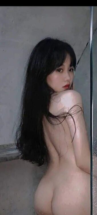 nikkitan Nakenläckor OnlyFans Foto 1