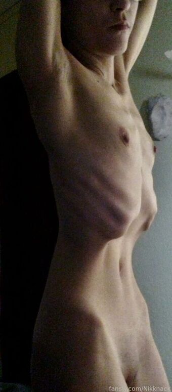 Nikknack Nakenläckor OnlyFans Foto 5