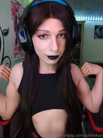 nikybot Nakenläckor OnlyFans Foto 18