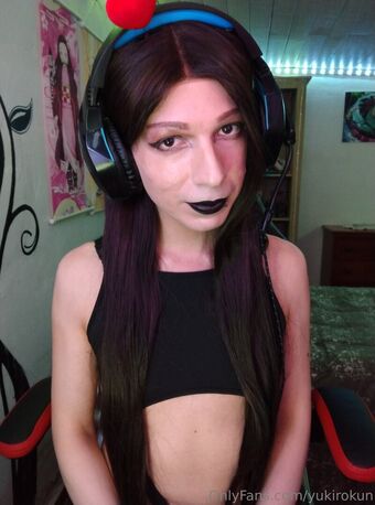 nikybot Nakenläckor OnlyFans Foto 19