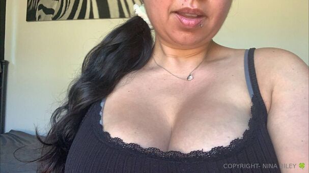 ninariley Nakenläckor OnlyFans Foto 28