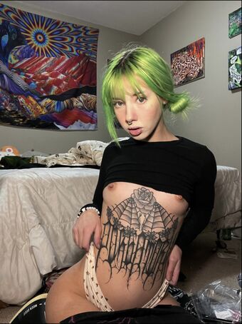 ninecloudz Nakenläckor OnlyFans Foto 23