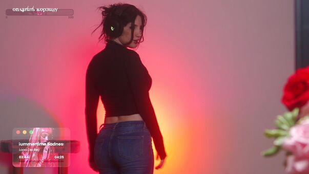 Nomadi_ Nakenläckor OnlyFans Foto 15