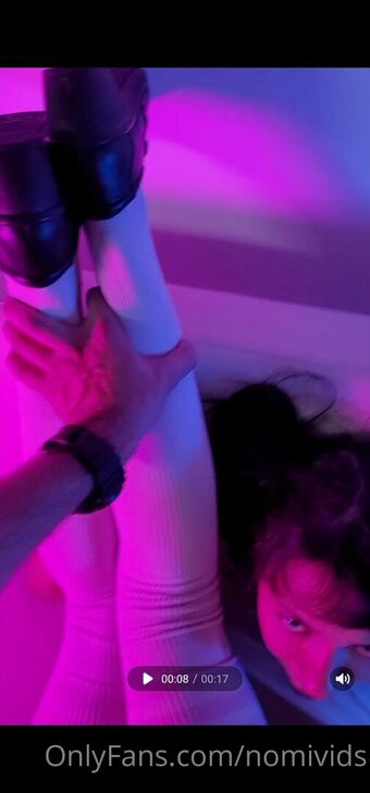 nomicakes Nakenläckor OnlyFans Foto 6