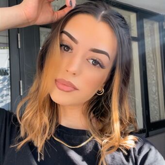 Noraexplore Nakenläckor OnlyFans Foto 1