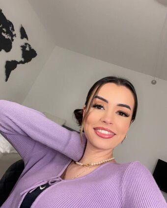 NoraExplorer Nakenläckor OnlyFans Foto 19