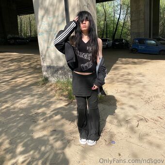 Nosgov Nakenläckor OnlyFans Foto 22
