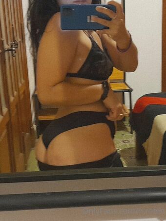 nrobin Nakenläckor OnlyFans Foto 3