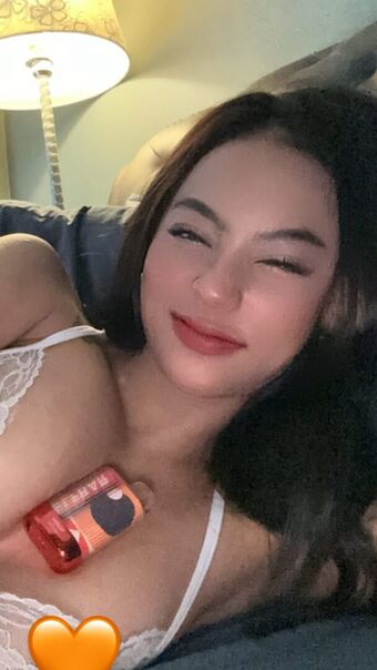 Nurlynnazureen Nakenläckor OnlyFans Foto 51