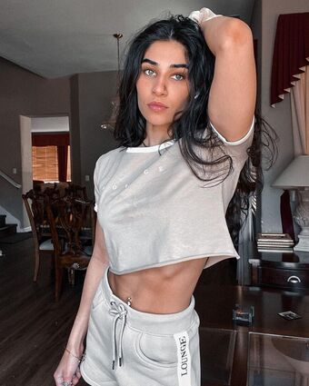 Nylawho Nakenläckor OnlyFans Foto 1