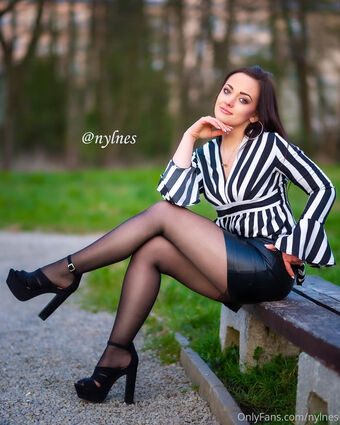 nylnes Nakenläckor OnlyFans Foto 18