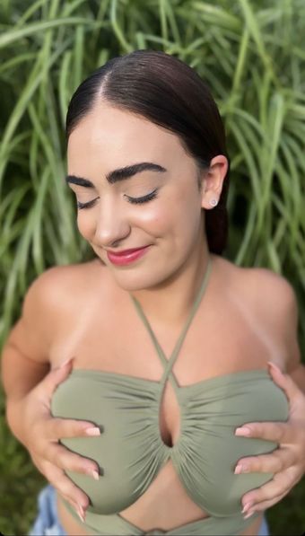 olivia.veronica.corr