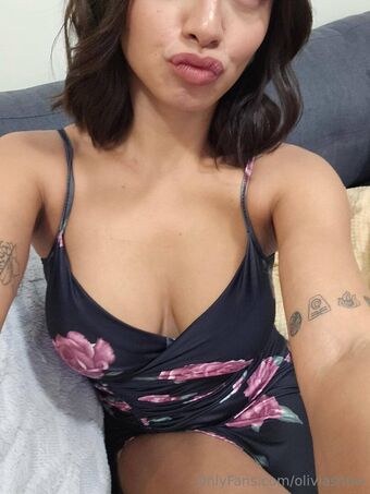 oliviasn0w Nakenläckor OnlyFans Foto 16