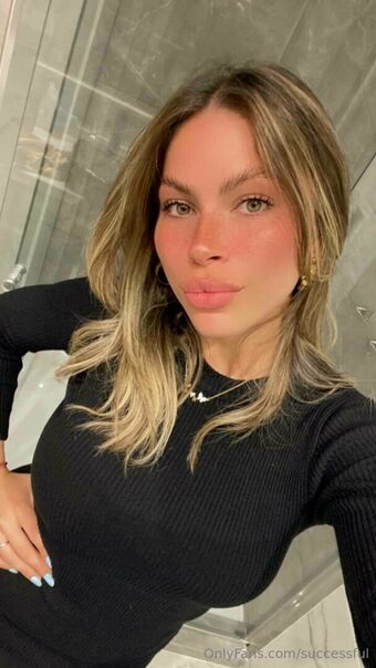 omalia Nakenläckor OnlyFans Foto 5