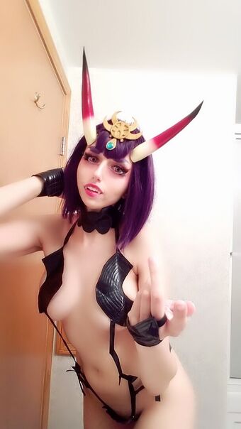 Onicure Nakenläckor OnlyFans Foto 4