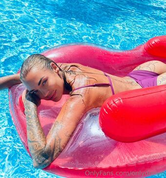 onlydorien Nakenläckor OnlyFans Foto 25