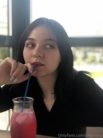 onlymary Nakenläckor OnlyFans Foto 20