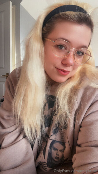 onlyraine Nakenläckor OnlyFans Foto 18