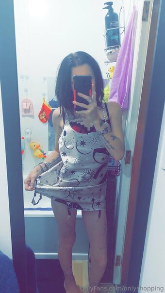 onlyshopping Nakenläckor OnlyFans Foto 9