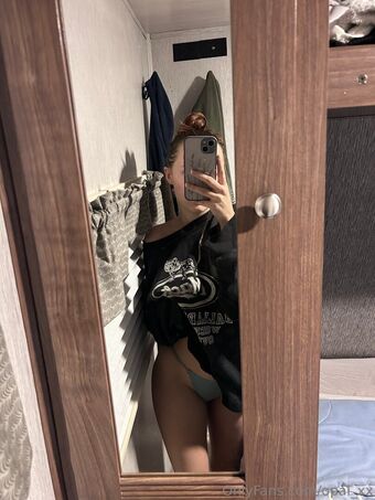 opal_xx Nakenläckor OnlyFans Foto 7