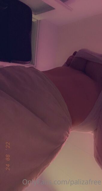 Paliza Nakenläckor OnlyFans Foto 54