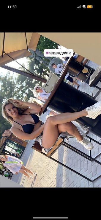 Pamellachka Nakenläckor OnlyFans Foto 21