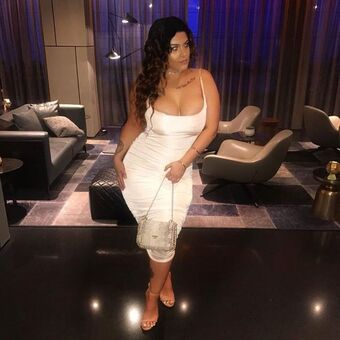 Peaches Nakenläckor OnlyFans Foto 15