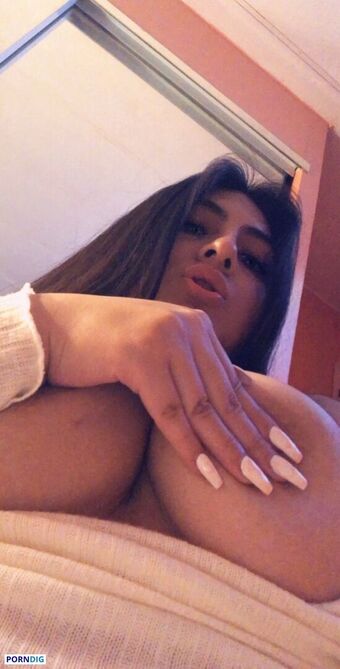 Peruvianbad Nakenläckor OnlyFans Foto 47